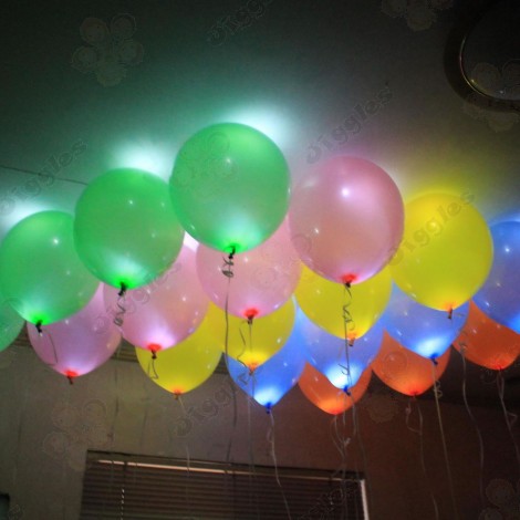 LED Light-Up Balloon