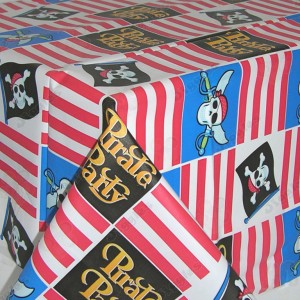 Skull Pirate Table Cover